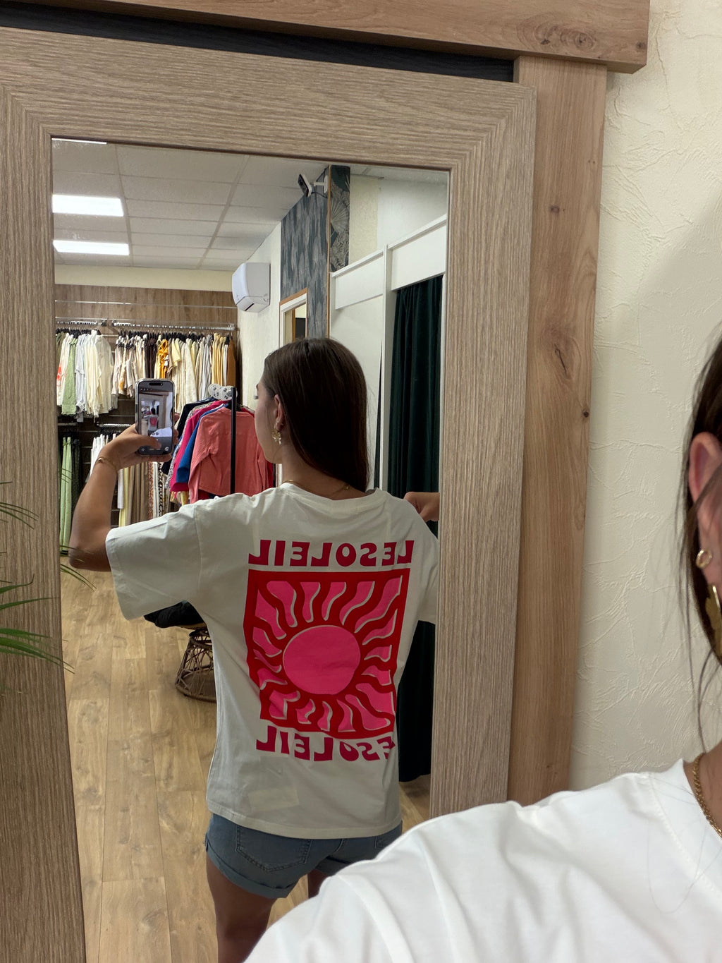 Tee shirt